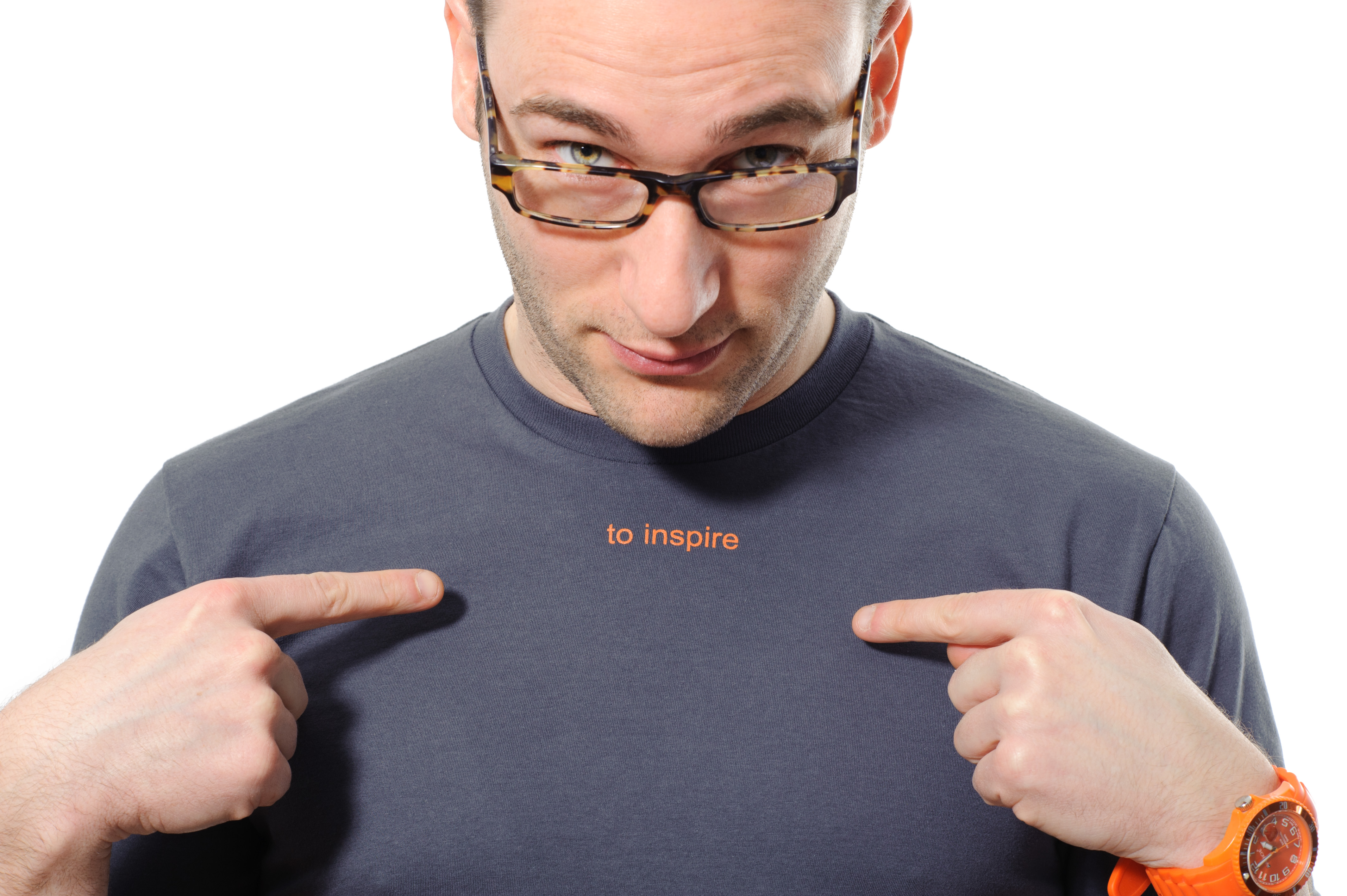 Why You Can T Manage Your Way To A Better Bottom Line Simon Sinek Discusses Leaders Eat Last Video Culturebyte Siliconangle