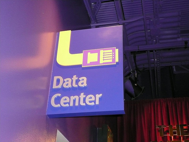 datacenter room sign