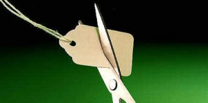 price cut tag scissors