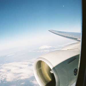 aircraft-window-engine-photopincc