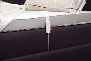 Beddit_Sleep_Tracker_Smart_in_Bed_300x200