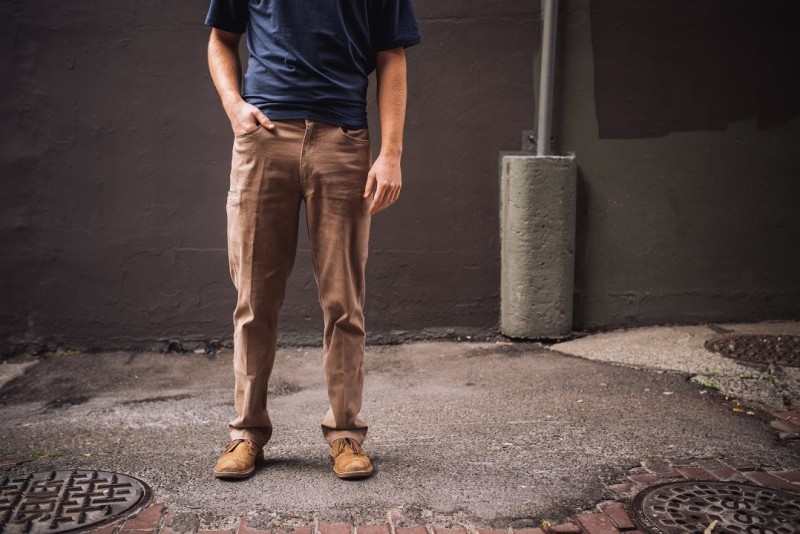 Ya Joe Mech Pant with easy smartphone access and dedicated ID card pocket.