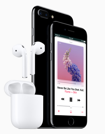 iPhone 7 Plus - AirPods