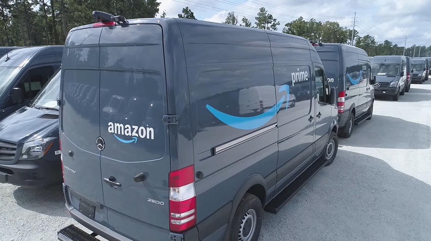 Amazon Leads 700m Investment Into Electric Truck Startup