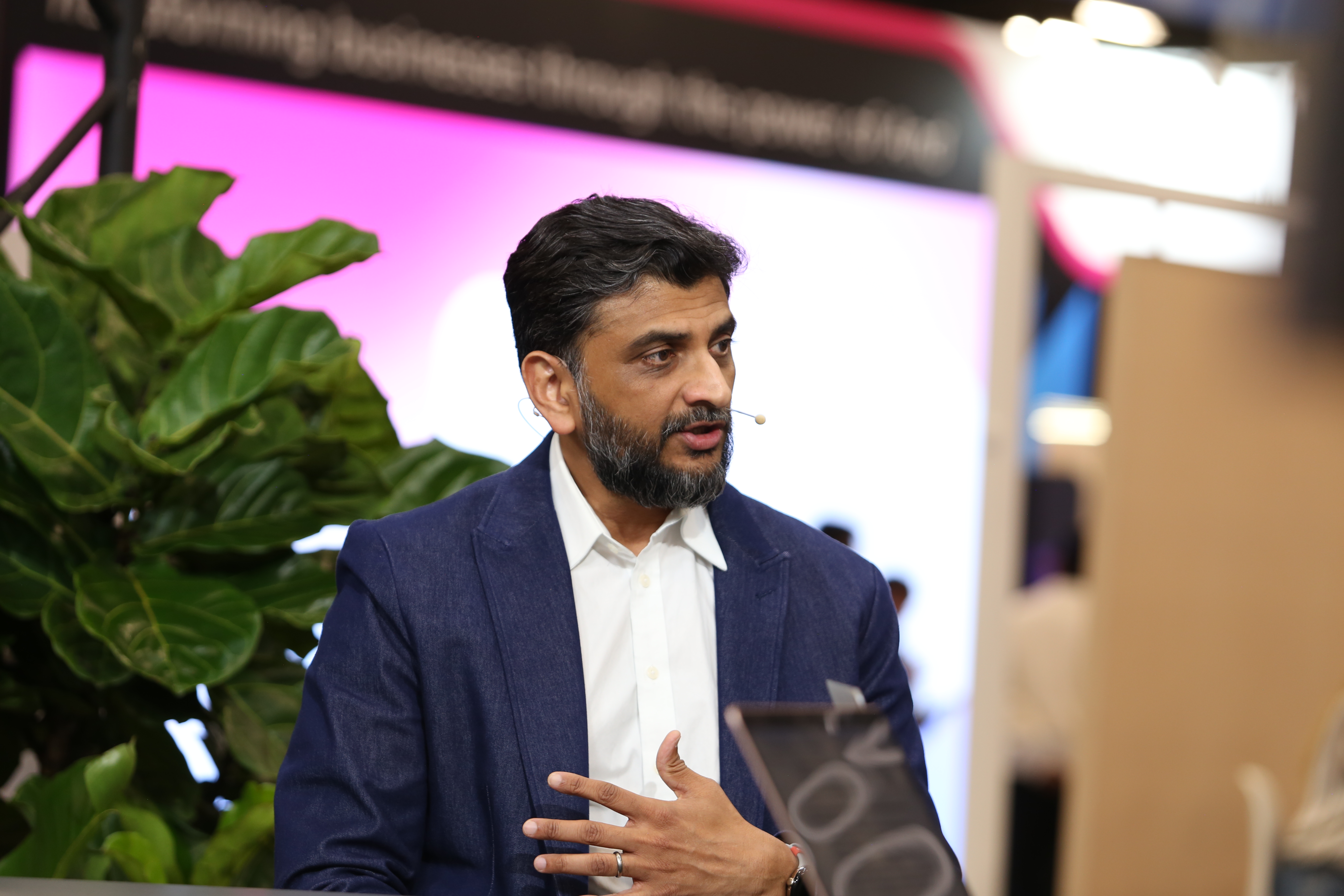 Nirav Mehta, senior director of product management at Google Cloud Compute, talks to theCUBE about AI storage solutions at Google Cloud Next 2025.